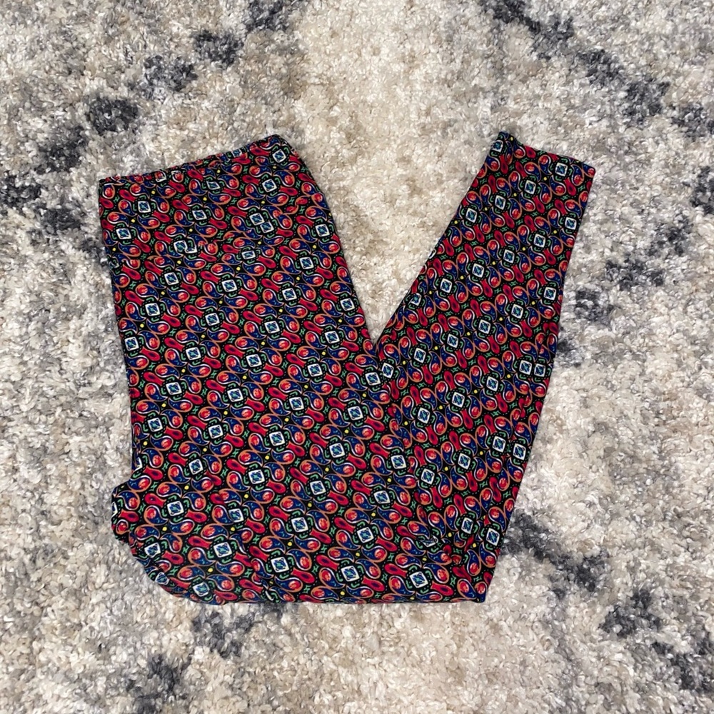 LuLaRoe Tall & Curvy Leggings